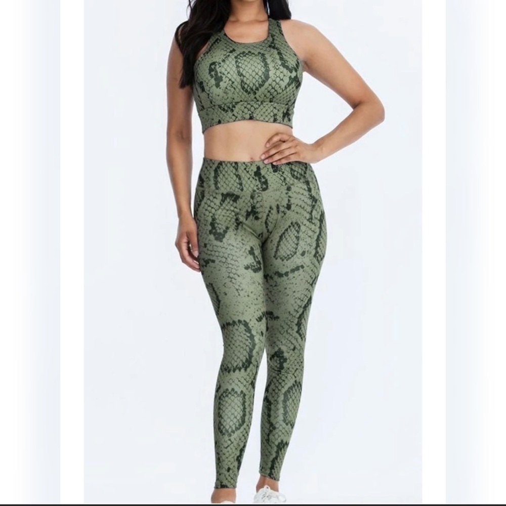Athletic Wear Set (animal print)